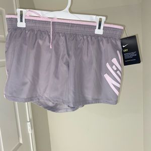 Nike running short